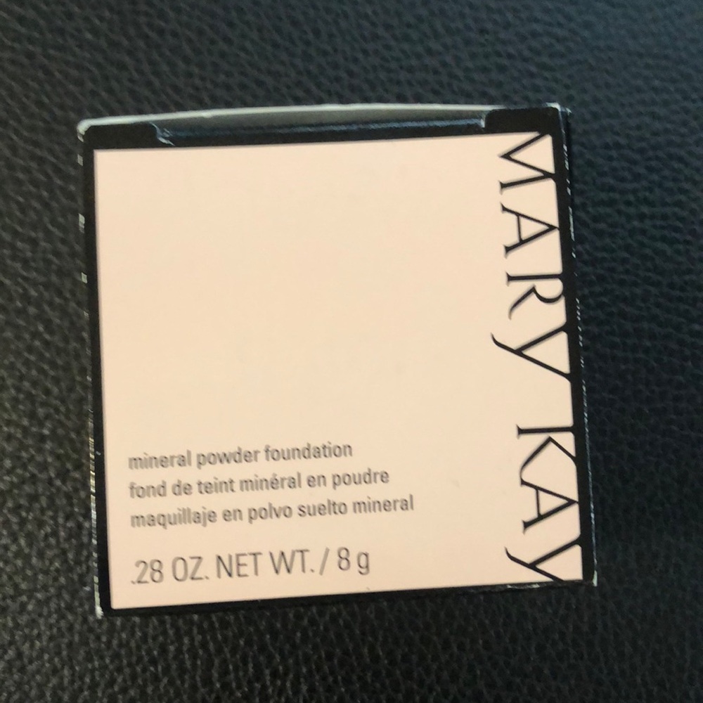 Mary Kay Mineral Powder Foundation